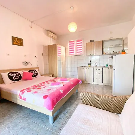 Ostrog Апартаменты