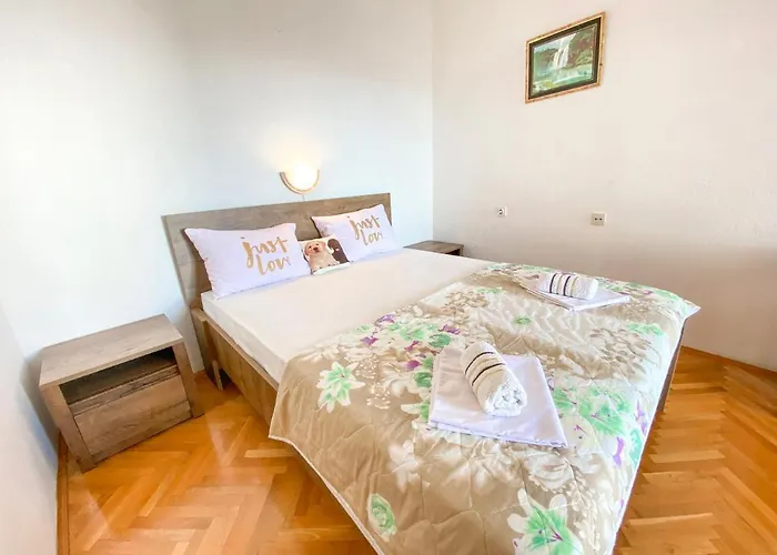 Appartement Ostrog *